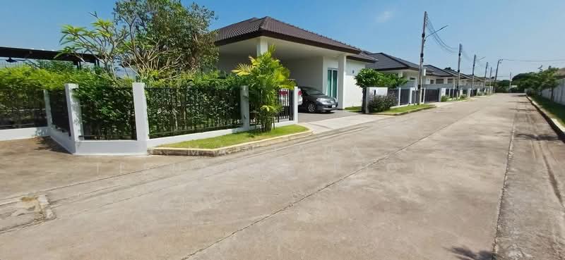 Panalee Banna Village, Chon Buri (Pattaya), Huai Yai, Bang Lamung (Pattaya), Chon Buri (Pattaya), 3 Bedrooms, 190 sqm, Single Detached House For Rent, by Mantana Techapahaphong, 500237010 - DDproperty.com