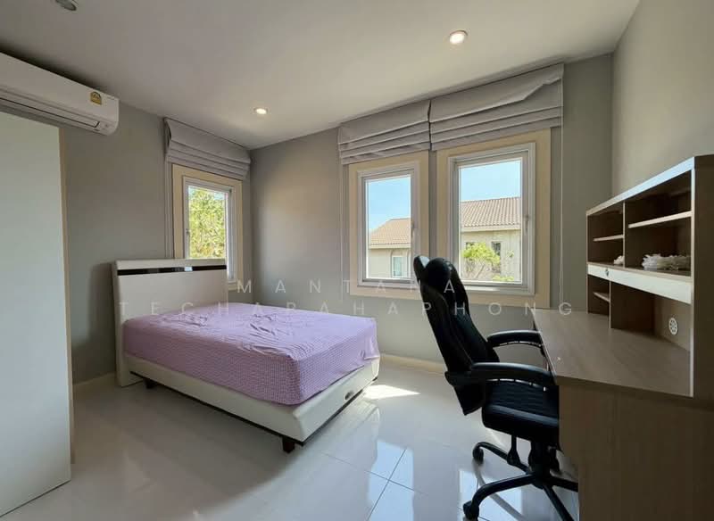 Silk Road Place, Chon Buri (Pattaya), Chaiyapruek 2 Road, Bang Lamung, Bang Lamung (Pattaya), Chon Buri (Pattaya), 4 Bedrooms, 325 sqm, Single Detached House For Rent, by Mantana Techapahaphong, 500237018 - DDproperty.com