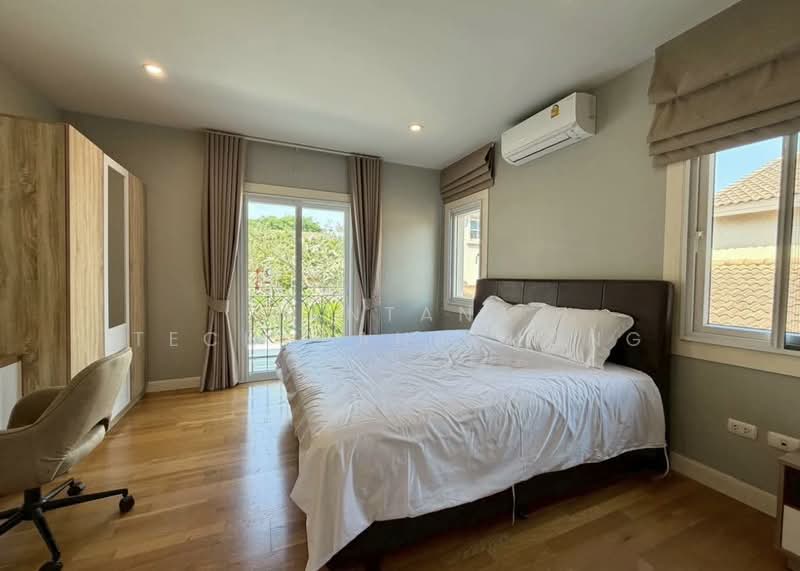 Silk Road Place, Chon Buri (Pattaya), Chaiyapruek 2 Road, Bang Lamung, Bang Lamung (Pattaya), Chon Buri (Pattaya), 4 Bedrooms, 325 sqm, Single Detached House For Rent, by Mantana Techapahaphong, 500237018 - DDproperty.com