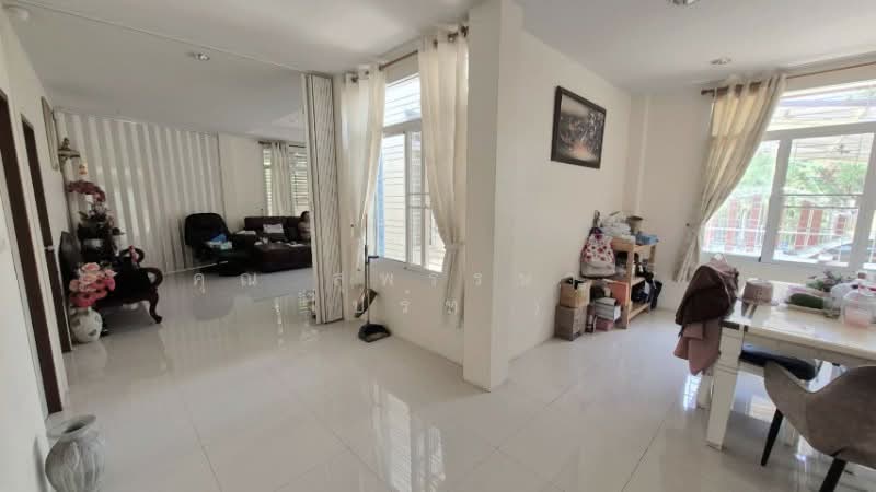 บ้านเดี่ยว 2 ชั้น พร้อมที่ดิน 102 ตารางวา ถนนสุขุมวิท, Samut Prakan, สุขุมวิท, Bang Muang Mai, Muang Samut Prakarn, Samut Prakan, 4 Bedrooms, 321 sqm, Single Detached House For Sale, by คุณ สุพรรษา ( ไปร์ท ), 500237025 - DDproperty.com