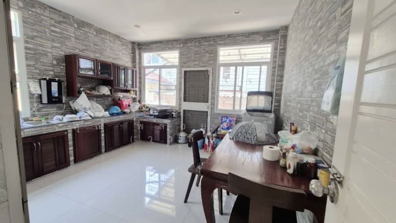 บ้านเดี่ยว 2 ชั้น พร้อมที่ดิน 102 ตารางวา ถนนสุขุมวิท, Samut Prakan, สุขุมวิท, Bang Muang Mai, Muang Samut Prakarn, Samut Prakan, 4 Bedrooms, 321 sqm, Single Detached House For Sale, by คุณ พลอยวาลินน์ (วาลินน์), 500237025 - DDproperty.com