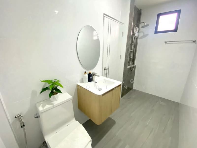 undefined, Chon Buri (Pattaya), Nong Pru, Bang Lamung (Pattaya), Chon Buri (Pattaya), 4 Bedrooms, 325 sqm, Single Detached House For Sale, by Thanyalag Chanchodtanakul, 500237042 - DDproperty.com