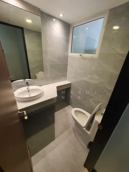 The Avenue Sukumvit 61, Bangkok, Sukhumvit 61, Khlong Tan Nua, Watthana, Bangkok, 3 Bedrooms, 190 sqm, Condo For Sale, by Noppharuj Nunta, 500237044 - DDproperty.com