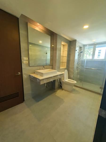 The Avenue Sukumvit 61, Bangkok, Sukhumvit 61, Khlong Tan Nua, Watthana, Bangkok, 3 Bedrooms, 190 sqm, Condo For Sale, by Noppharuj Nunta, 500237044 - DDproperty.com