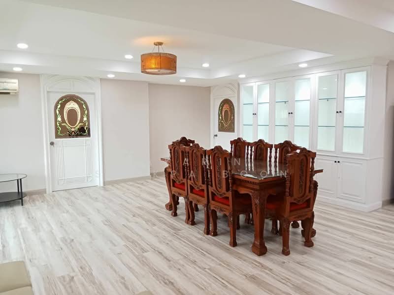 Siam Penthouse 1, Bangkok, 51 Sukhumvit Soi 8, Khlong Toei, Khlong Toei, Bangkok, 4 Bedrooms, 160 sqm, Condo For Rent, by Nakarin Sookpaiboon, 500237054 - DDproperty.com