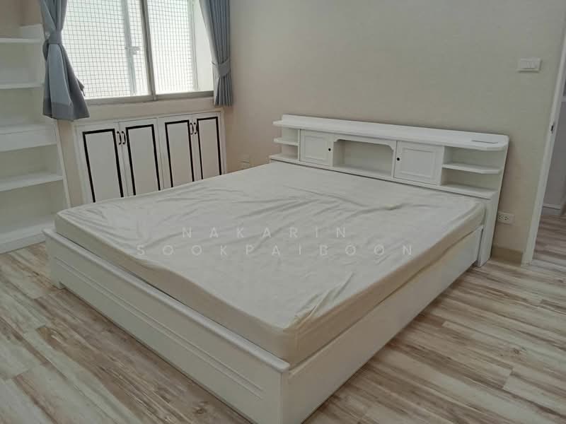 Siam Penthouse 1 : สยาม เพนท์เฮาส์ 1, กรุงเทพ, 51 สุขุมวิทซอย 8, คลองเตย, คลองเตย, กรุงเทพ, 160 ตร.ม., คอนโด ให้เช่า, โดย Nakarin  Sookpaiboon, 500237054 - DDproperty.com