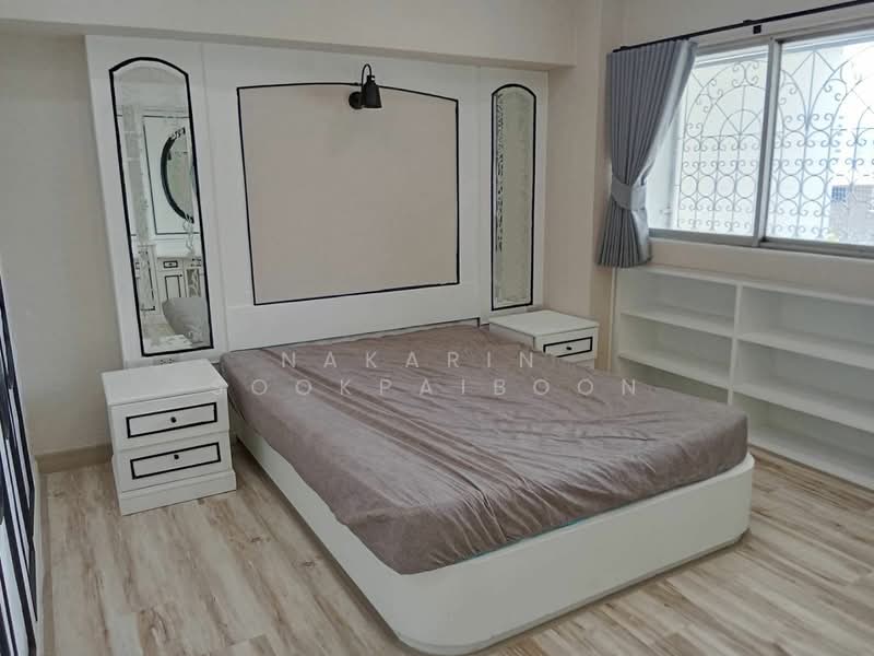 Siam Penthouse 1 : สยาม เพนท์เฮาส์ 1, กรุงเทพ, 51 สุขุมวิทซอย 8, คลองเตย, คลองเตย, กรุงเทพ, 160 ตร.ม., คอนโด ให้เช่า, โดย Nakarin  Sookpaiboon, 500237054 - DDproperty.com