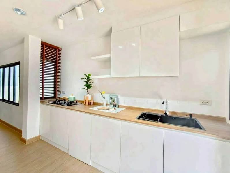 undefined, Chon Buri (Pattaya), Bang Lamung, Bang Lamung (Pattaya), Chon Buri (Pattaya), 3 Bedrooms, 204 sqm, Single Detached House For Sale, by Thanyalag Chanchodtanakul, 500237057 - DDproperty.com