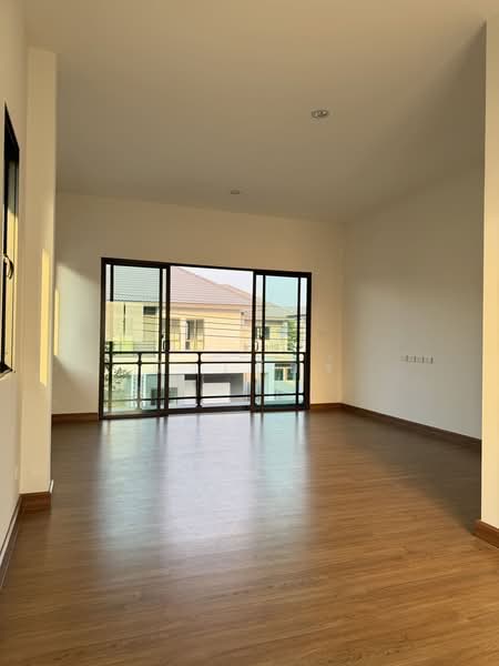 Chewarom Nakhon In, Nonthaburi, นครอินทร์, Bang Khanun, Bang Kruai, Nonthaburi, 4 Bedrooms, 247 sqm, Single Detached House For Sale, by นิวเยียร์, 500237060 - DDproperty.com