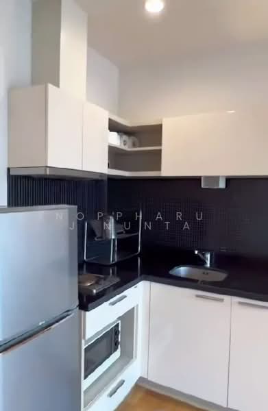 Fuse Sathorn-Taksin, Bangkok, Krung Thon Buri Road, Bang Lam Phu Lang, Khlong San, Bangkok, 1 Bedroom, 35 sqm, Condo For Sale, by Noppharuj Nunta, 500237071 - DDproperty.com