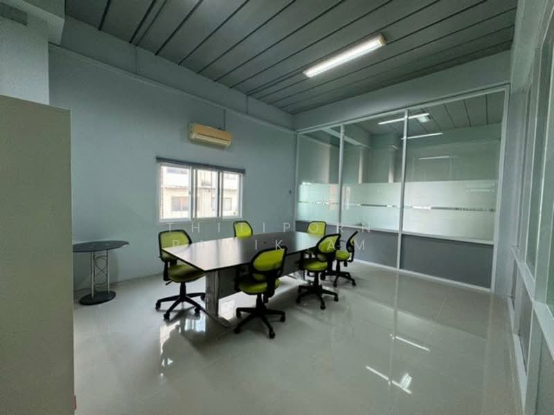 For Sale - 9-BR House, Chon Buri (Pattaya)