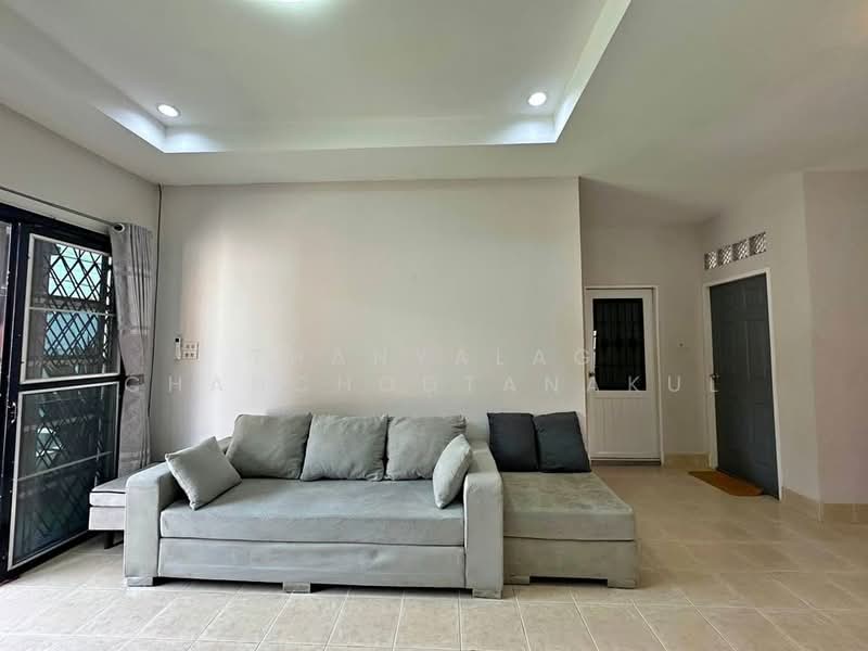 3-BR House, Chon Buri (Pattaya), Nong Pla Lai, Bang Lamung (Pattaya), Chon Buri (Pattaya), 3 Bedrooms, 263 sqm, Single Detached House For Sale, by Thanyalag Chanchodtanakul, 500237109 - DDproperty.com