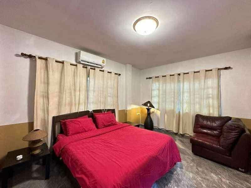 undefined, Chon Buri (Pattaya), Nong Pru, Bang Lamung (Pattaya), Chon Buri (Pattaya), 5 Bedrooms, 280 sqm, Villa For Sale, by Thitiporn Pawikham, 500237112 - DDproperty.com