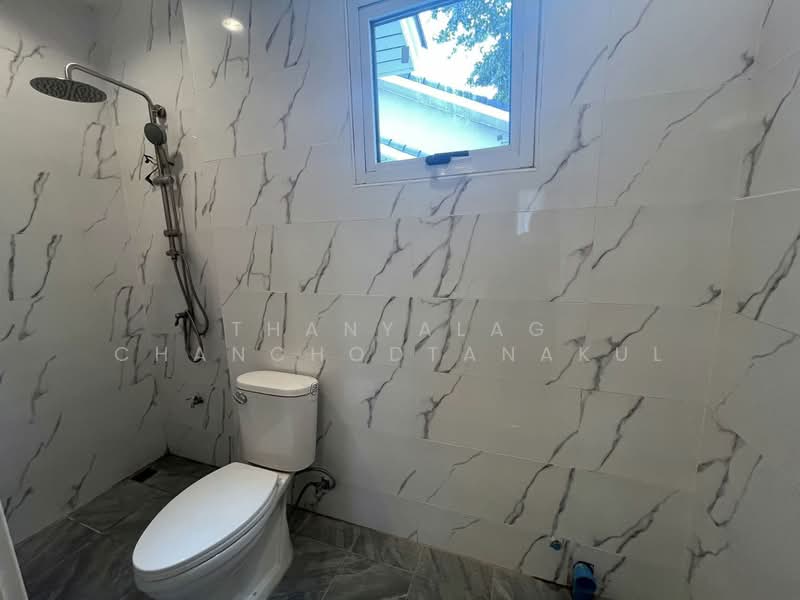 undefined, Chon Buri (Pattaya), Nong Pru, Bang Lamung (Pattaya), Chon Buri (Pattaya), 4 Bedrooms, 215 sqm, Single Detached House For Sale, by Thanyalag Chanchodtanakul, 500237146 - DDproperty.com