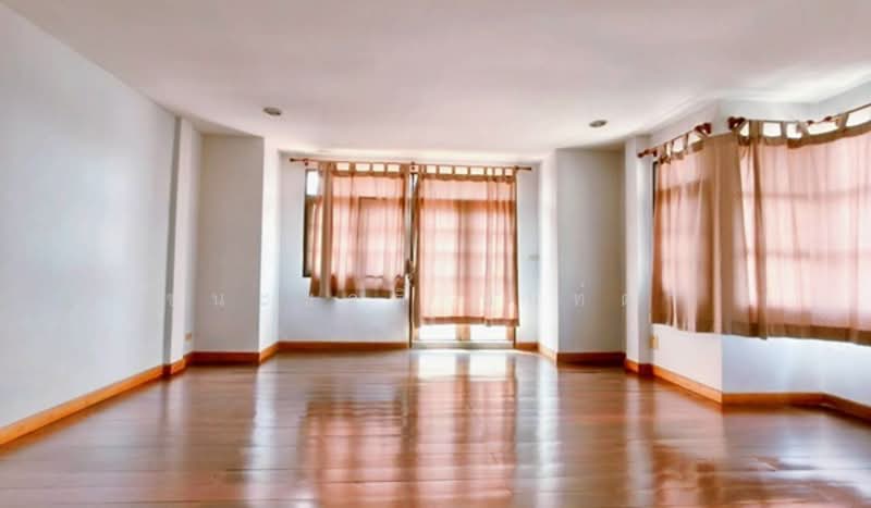 ซอยธารทิพย์ 3, กรุงเทพ, พลับพลา, วังทองหลาง, กรุงเทพ, 330 ตร.ม., ทาวน์เฮ้าส์ ให้เช่า, โดย ชนะชาติ นนท์ตา, 500237154 - DDproperty.com