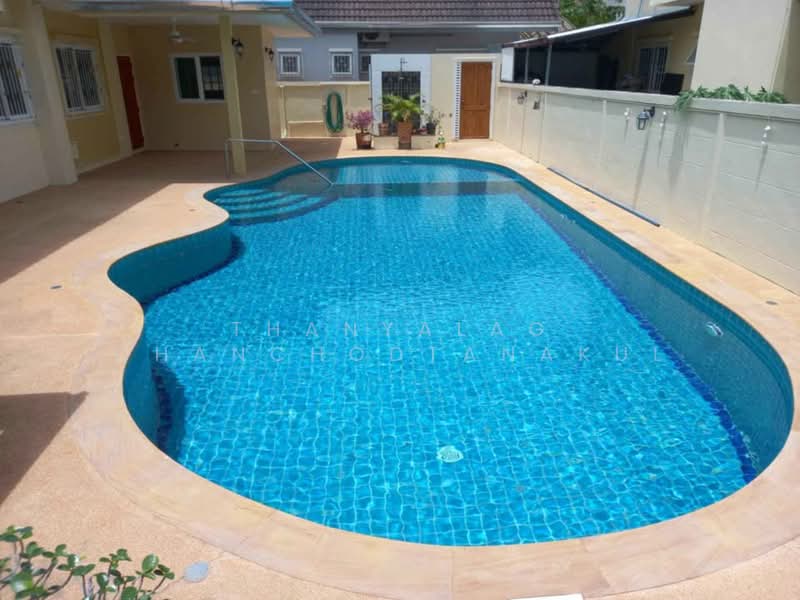 5-BR House, Chon Buri (Pattaya), Nong Pru, Bang Lamung (Pattaya), Chon Buri (Pattaya), 5 Bedrooms, 377 sqm, Single Detached House For Sale, by Thanyalag Chanchodtanakul, 500237192 - DDproperty.com