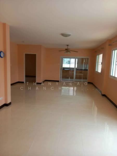 5-BR House, Chon Buri (Pattaya), Nong Pru, Bang Lamung (Pattaya), Chon Buri (Pattaya), 5 Bedrooms, 377 sqm, Single Detached House For Sale, by Thanyalag Chanchodtanakul, 500237192 - DDproperty.com