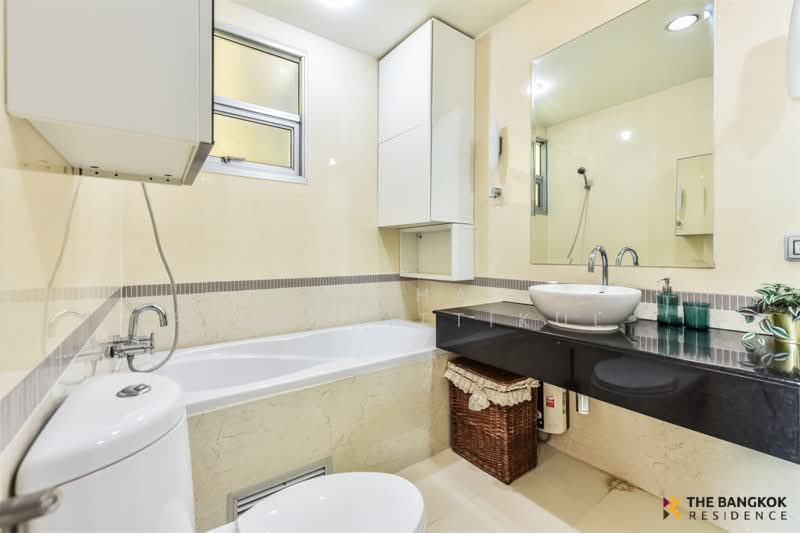 Baan Klang Krung Siam-Pathumwan : บ้านกลางกรุง สยาม-ปทุมวัน คอนโดมิเนียม, กรุงเทพ, ถนนเพชรบุรี แขวงถนนเพชรบุรี เขตราชเทวี กรุงเทพมหานคร, ถนนเพชรบุรี, ราชเทวี, กรุงเทพ, 67 ตร.ม., คอนโด ให้เช่า, โดย Nicha Peerakittikul, 500237197 - DDproperty.com