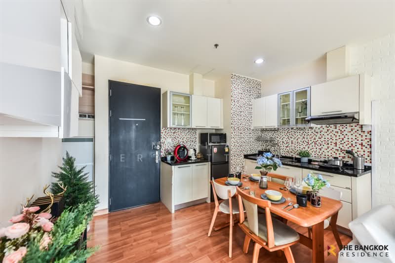 Baan Klang Krung Siam-Pathumwan, Bangkok, Petchburi Road, Thanon Phetchaburi, Ratchathewi, Bangkok, 2 Bedrooms, 67 sqm, Condo For Rent, by Nicha Peerakittikul, 500237197 - DDproperty.com