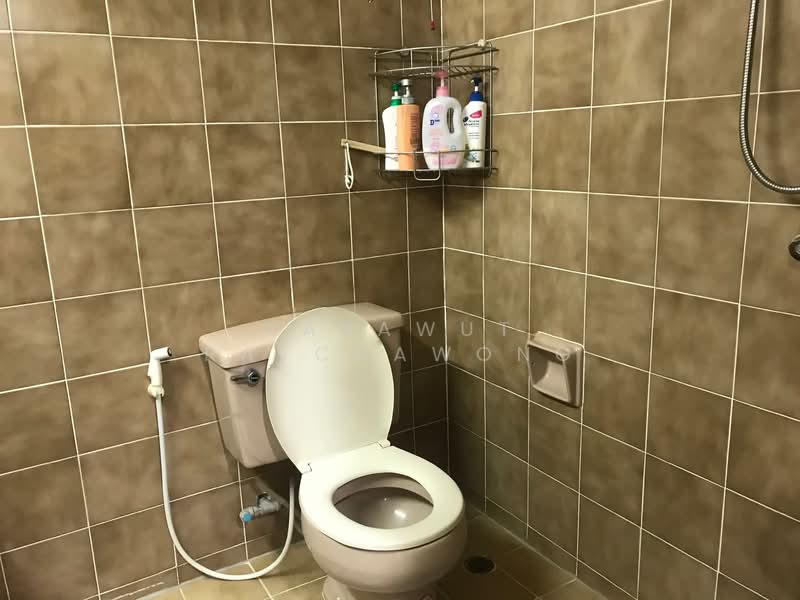 Ruamjai Heights, Bangkok, Sukhumvit, Khlongtoei Nua, Watthana, Bangkok, 3 Bedrooms, 211 sqm, Condo For Rent, by Sarawut Ratchawong, 500237206 - DDproperty.com