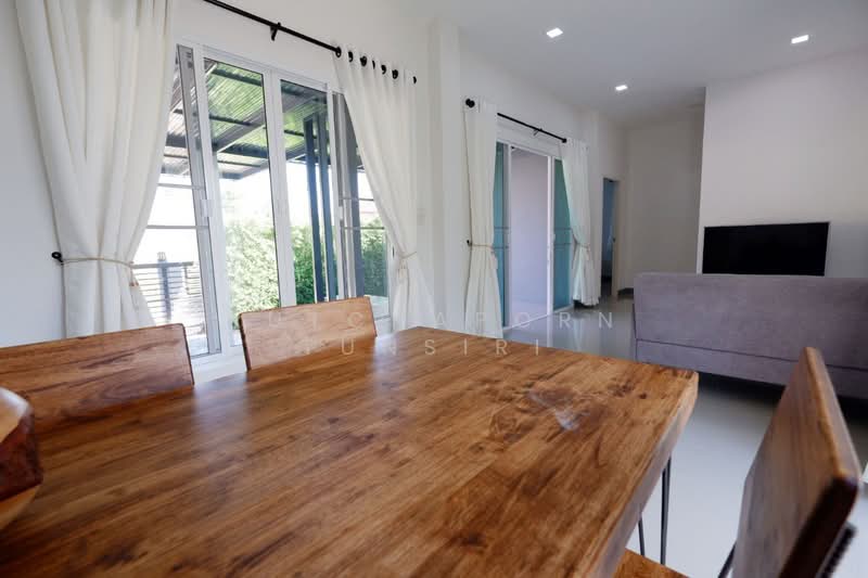 บ้านในโครงการ ให้เช่า ใกล้กาดฝรั่ง เพียง 5 นาที ค่าเช่า 25,000 บาท / เดือน รหัสทรัพย์ : No.14H185, เชียงใหม่, บ้านแหวน, หางดง, เชียงใหม่, 112 ตร.ม., บ้านเดี่ยว ให้เช่า, โดย Rutchaporn Tunsiri, 500237229 - DDproperty.com