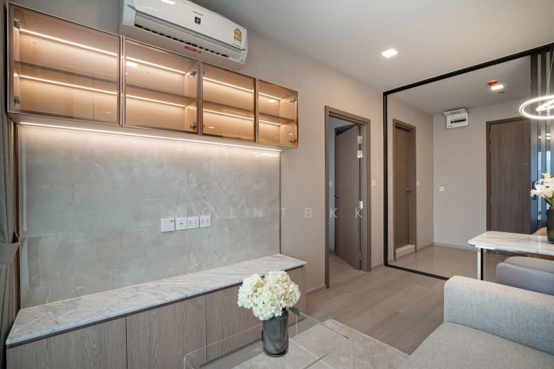 Life Phahon-Ladprao, Bangkok, 996 Phahonyothin Road, Jom Phon, Chatuchak, Bangkok, 1 Bedroom, 35 sqm, Condo For Rent, by Agentbkk, 500237247 - DDproperty.com