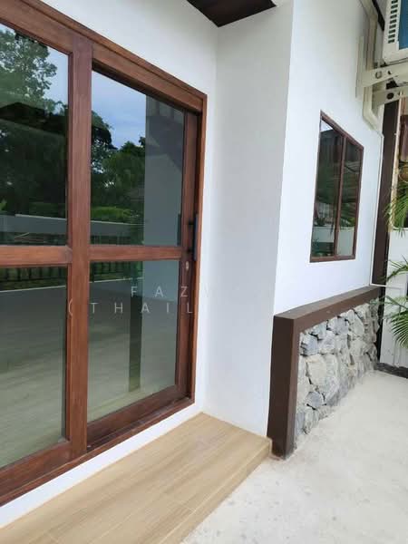 ทาวน์เฮ้าส์ 3นอน ตลิ่งงาม สมุย รีโนเวทใหม่ มีสวน เงียบสงบ น่าอยู่, สุราษฎร์ธานี, ตลิ่งงาม, เกาะสมุย, สุราษฎร์ธานี, 110 ตร.ม., ทาวน์เฮ้าส์ ขาย, โดย Fazwaz (Thailand) Co., Ltd., 500237283 - DDproperty.com