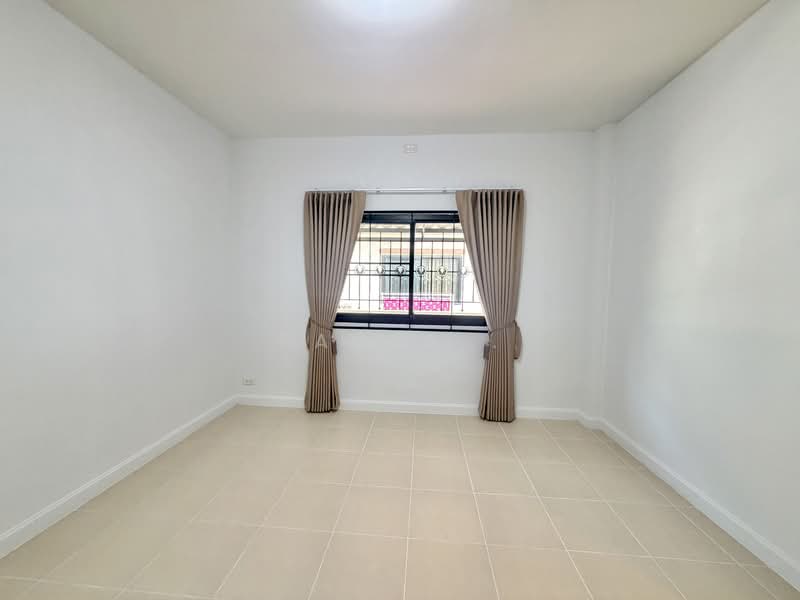 Pacific city Home, Chon Buri (Pattaya), Huai Kapi, Muang Chon Buri, Chon Buri (Pattaya), 3 Bedrooms, 250 sqm, Single Detached House For Sale, by Paula ., 500237287 - DDproperty.com