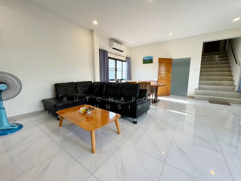 บ้านให้เช่า – ใกล้โรงเรียนนานาชาติปัญญาเด่น เพียง 10 นาที ค่าเช่า 23,000 บาท / เดือน No.14H355, Chiang Mai, Hang Dong, Hang Dong, Chiang Mai, 4 Bedrooms, 200 sqm, Single Detached House For Rent, by Rutchaporn Tunsiri, 500237295 - DDproperty.com