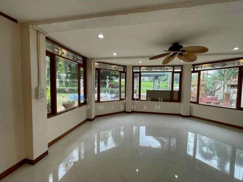 undefined, Chon Buri (Pattaya), Huai Yai, Bang Lamung (Pattaya), Chon Buri (Pattaya), 5 Bedrooms, 245 sqm, Single Detached House For Sale, by Thitiporn Pawikham, 500237362 - DDproperty.com