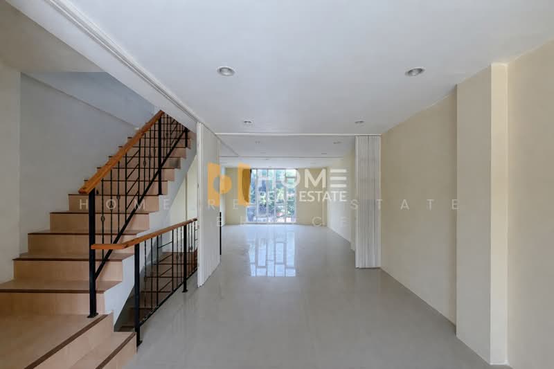 Townhouse Nawamin 72, Bangkok, Khlong Kum, Bueng Kum, Bangkok, 2 Bedrooms, 185 sqm, Townhouse For Sale, by HOME Real Estate Service, 500237369 - DDproperty.com