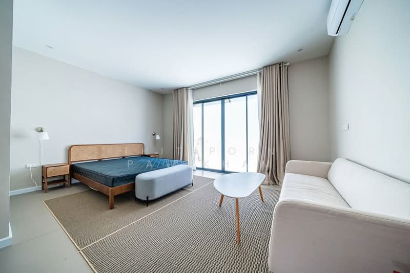 Natheekarn Park View, Chon Buri (Pattaya), Poong, Bang Lamung (Pattaya), Chon Buri (Pattaya), 4 Bedrooms, 350 sqm, Single Detached House For Sale, by Thitiporn Pawikham, 500237375 - DDproperty.com