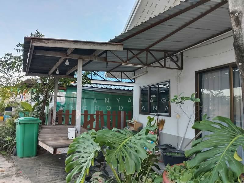 5-BR House, Chon Buri (Pattaya), Bueng, Si Racha, Chon Buri (Pattaya), 5 Bedrooms, 377 sqm, Single Detached House For Sale, by Thanyalag Chanchodtanakul, 500237380 - DDproperty.com