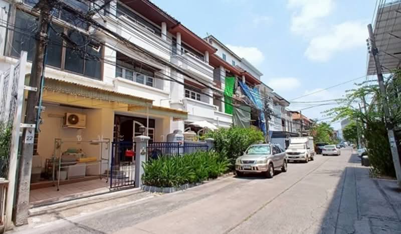 Soi Thanthip 3, Bangkok, Phlapphla, Wang Thonglang, Bangkok, 5 Bedrooms, 130 sqm, Townhouse For Sale, by ชนะชาติ นนท์ตา, 500237394 - DDproperty.com