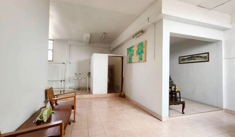 Soi Thanthip 3, Bangkok, Phlapphla, Wang Thonglang, Bangkok, 5 Bedrooms, 130 sqm, Townhouse For Sale, by ชนะชาติ นนท์ตา, 500237394 - DDproperty.com