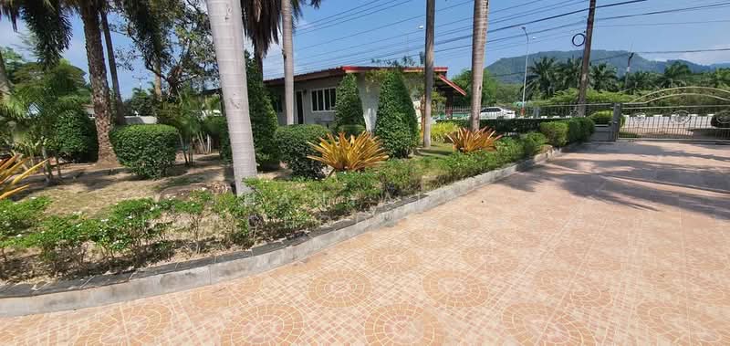 3-BR House, Surat Thani, Pak Phraek, Don Sak, Surat Thani, 3 Bedrooms, 130 sqm, Single Detached House For Sale, by Thanyalag Chanchodtanakul, 500237401 - DDproperty.com