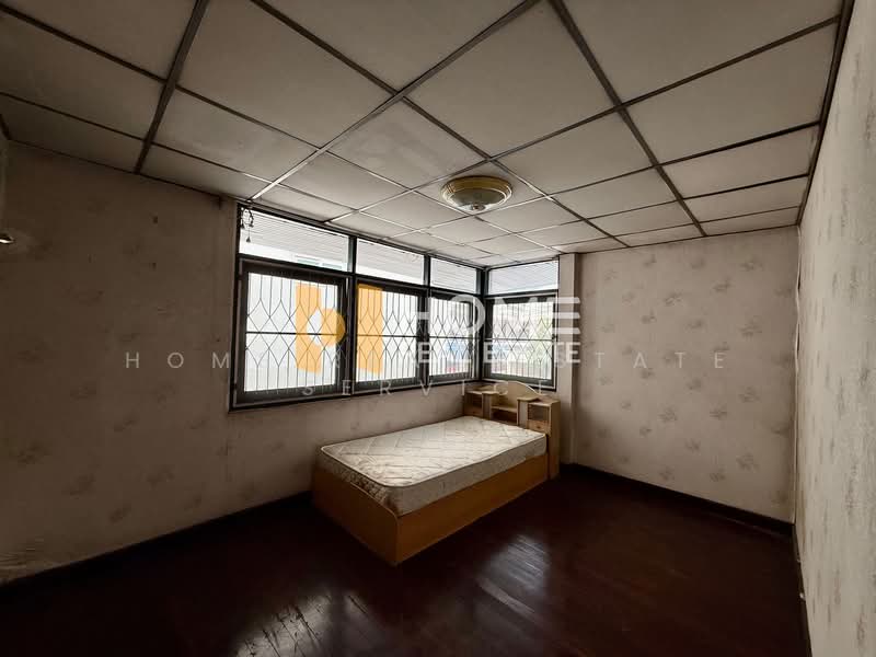 Detached House Soi Sukhumvit 101/1, Bangkok, Bang Chak, Phra Khanong, Bangkok, 4 Bedrooms, 200 sqm, Single Detached House For Sale, by HOME Real Estate Service, 500237407 - DDproperty.com