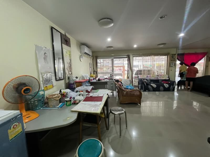 ทาวน์เฮ้าส์เทพารักษ์ สมุทรปราการ, Samut Prakan, Thepharak, Muang Samut Prakarn, Samut Prakan, 3 Bedrooms, 100 sqm, Townhouse For Sale, by The Best Property พัช, 500237411 - DDproperty.com