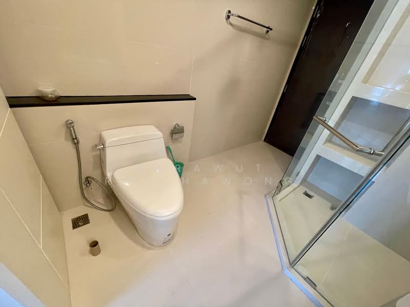 The Crest Sukhumvit 34, Bangkok, 778 Sukhumvit Road, Khong Tan, Khlong Toei, Bangkok, 2 Bedrooms, 126 sqm, Condo For Sale, by Sarawut Ratchawong, 500237412 - DDproperty.com