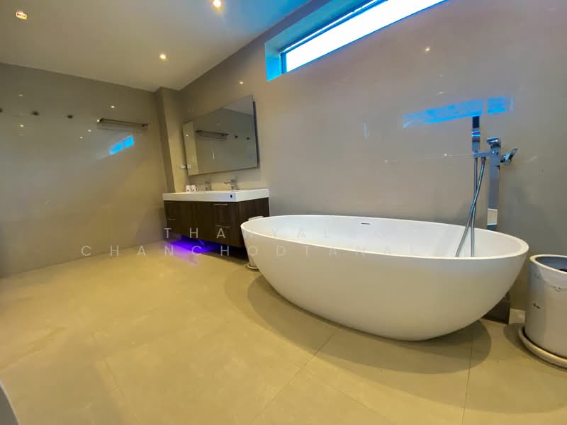 5-BR House, Chon Buri (Pattaya), Nong Pru, Bang Lamung (Pattaya), Chon Buri (Pattaya), 5 Bedrooms, 720 sqm, Single Detached House For Sale, by Thanyalag Chanchodtanakul, 500237416 - DDproperty.com