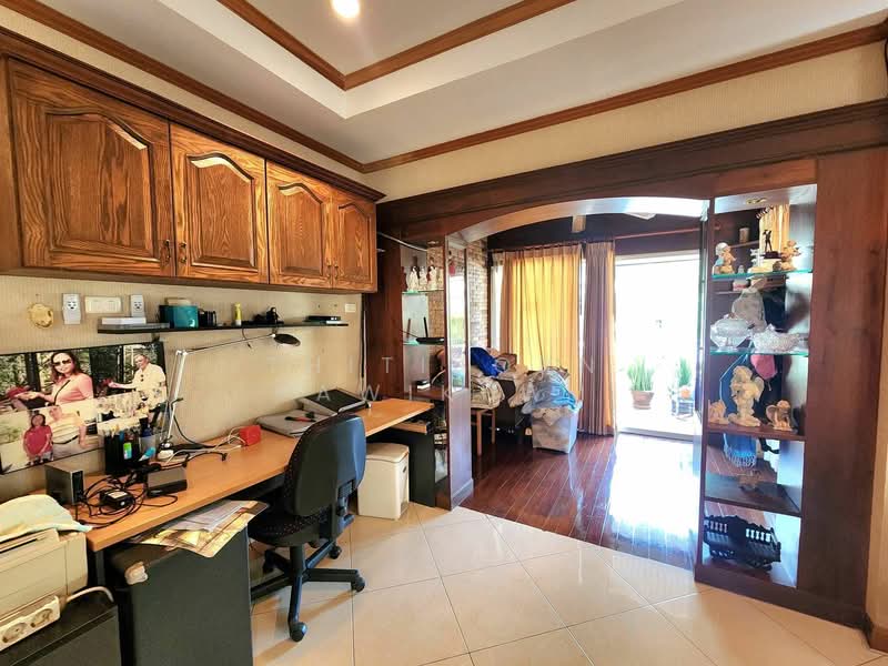 undefined, Chon Buri (Pattaya), Nong Pru, Bang Lamung (Pattaya), Chon Buri (Pattaya), 3 Bedrooms, 270 sqm, Villa For Sale, by Thitiporn Pawikham, 500237441 - DDproperty.com