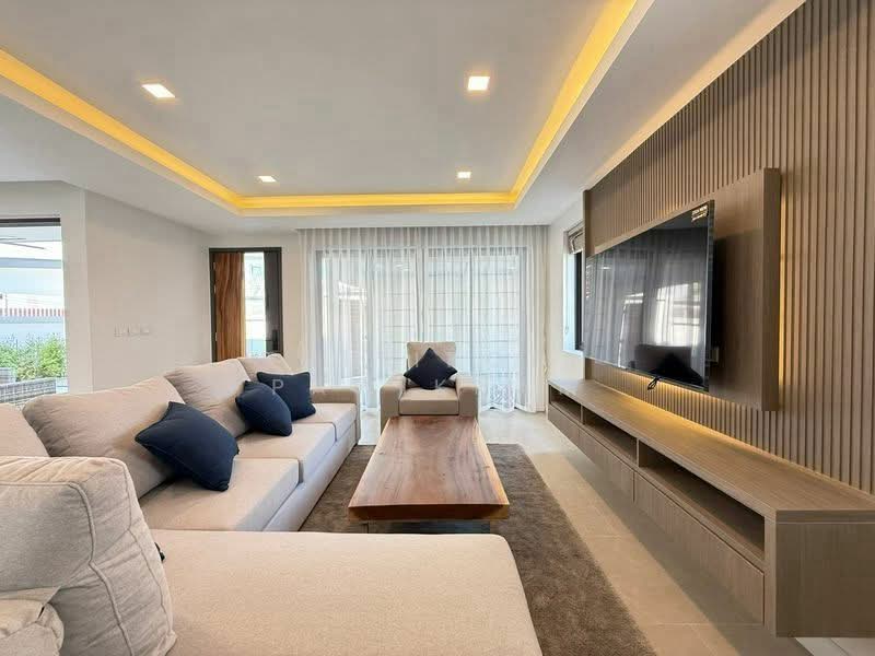 3-BR House, Chon Buri (Pattaya), Nong Pru, Bang Lamung (Pattaya), Chon Buri (Pattaya), 3 Bedrooms, 190 sqm, Single Detached House For Sale, by Thitiporn Pawikham, 500237451 - DDproperty.com