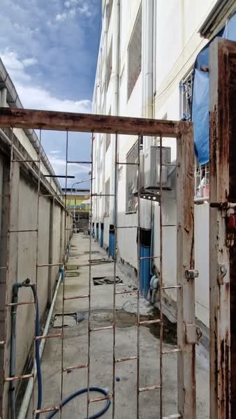 ขายอพาร์ทเม้น 4 ชั้น 24 ห้อง ปากซอยประชาอุทิศ 76 ทำเลทุ่งครุ ใกล้ CJ MORE ซีเจ มอร์, Bangkok, Thung Khru, Thung Khru, Bangkok, , 375 sqm, Business For Sale, by Jutanon Komoottanaruk, 500237452 - DDproperty.com