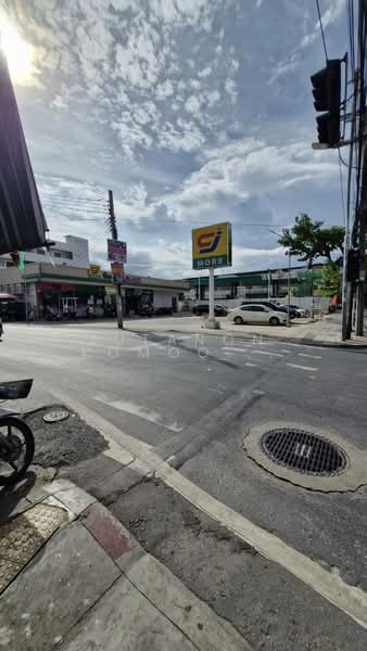 ขายอพาร์ทเม้น 4 ชั้น 24 ห้อง ปากซอยประชาอุทิศ 76 ทำเลทุ่งครุ ใกล้ CJ MORE ซีเจ มอร์, กรุงเทพ, ทุ่งครุ, ทุ่งครุ, กรุงเทพ, 375 ตร.ม., กิจการ ขาย, โดย Jutanon Komoottanaruk, 500237452 - DDproperty.com