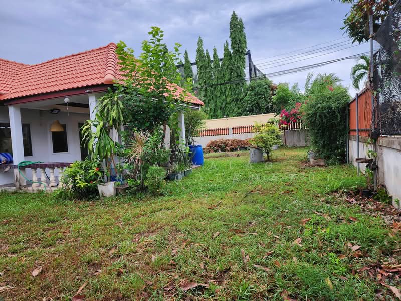 3-BR Villa, Chon Buri (Pattaya), Nong Pru, Bang Lamung (Pattaya), Chon Buri (Pattaya), 3 Bedrooms, 400 sqm, Villa For Sale, by Thanyalag Chanchodtanakul, 500237468 - DDproperty.com