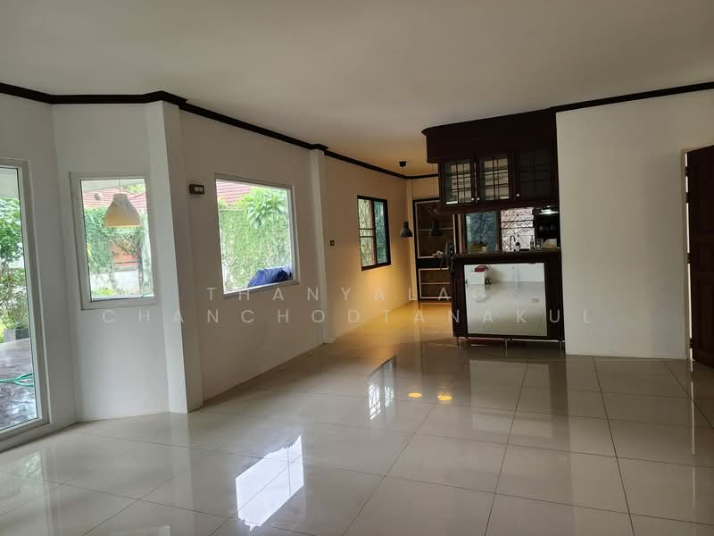 3-BR Villa, Chon Buri (Pattaya), Nong Pru, Bang Lamung (Pattaya), Chon Buri (Pattaya), 3 Bedrooms, 400 sqm, Villa For Sale, by Thanyalag Chanchodtanakul, 500237468 - DDproperty.com