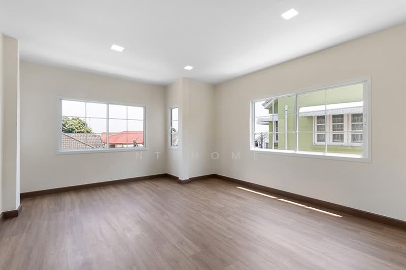 เศรณี ดอนเมือง-สรงประภา, Bangkok, Don Mueang, Don Mueang, Bangkok, 4 Bedrooms, 180 sqm, Townhouse For Sale, by NTBHOME, 500237486 - DDproperty.com