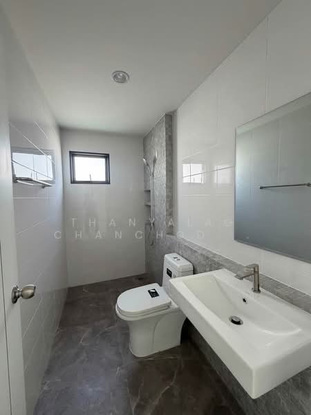 4-BR House, Chon Buri (Pattaya), Na Pa, Muang Chon Buri, Chon Buri (Pattaya), 4 Bedrooms, 200 sqm, Single Detached House For Sale, by Thanyalag Chanchodtanakul, 500237490 - DDproperty.com