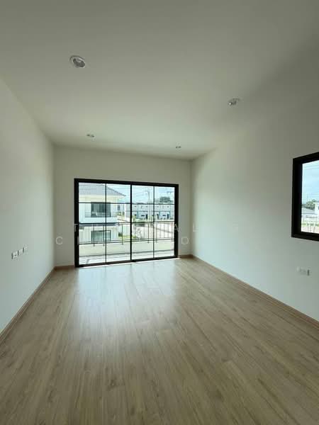 4-BR House, Chon Buri (Pattaya), Na Pa, Muang Chon Buri, Chon Buri (Pattaya), 4 Bedrooms, 200 sqm, Single Detached House For Sale, by Thanyalag Chanchodtanakul, 500237490 - DDproperty.com