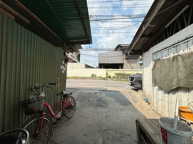 ขาย - ที่ดินพร้อมสิ่งปลูกสร้างพระประแดง สมุทรปราการ, สมุทรปราการ